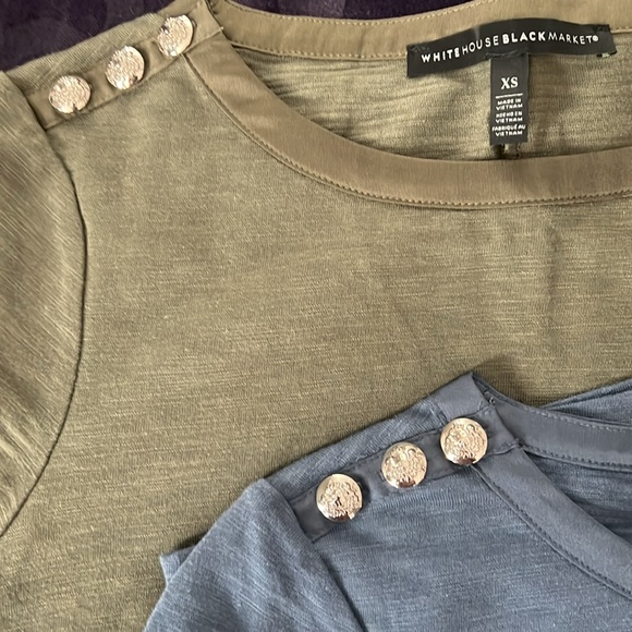 White House Black Market Set of 2 Slub Short Sleeve T shirts Sz XS Blue / Olive - Picture 2 of 4